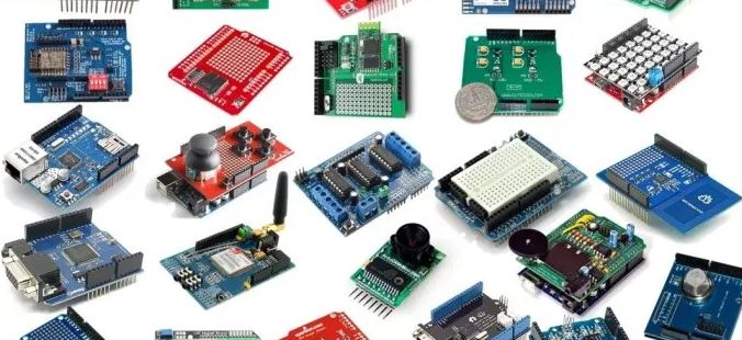 Arduino shield dan masing-masing fungsinya yang berbeda